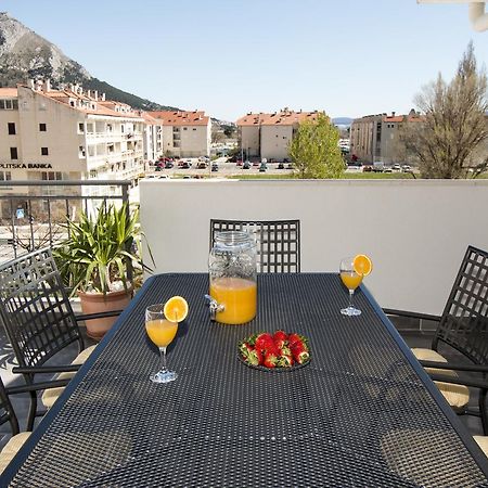 Cherry Omiš Eksteriør bilde