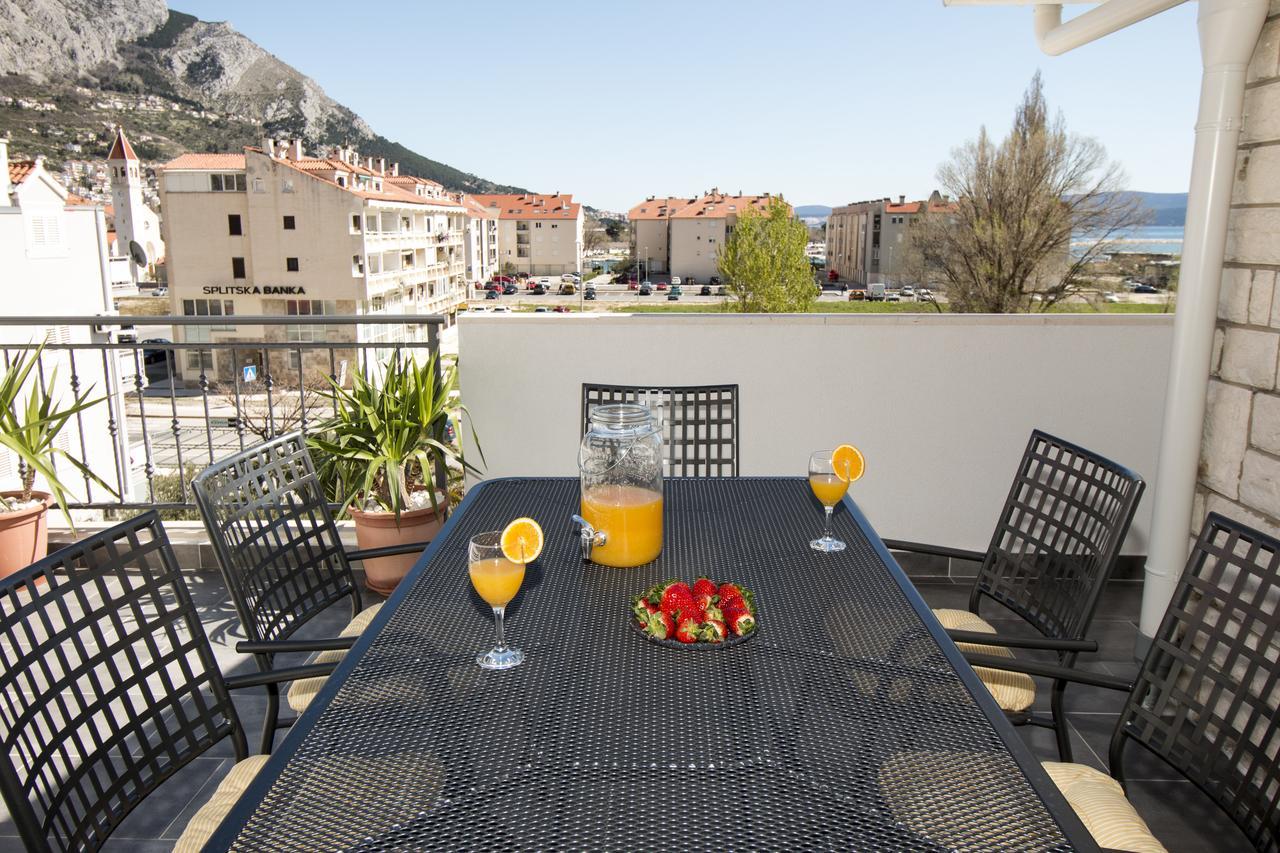 Cherry Omiš Eksteriør bilde