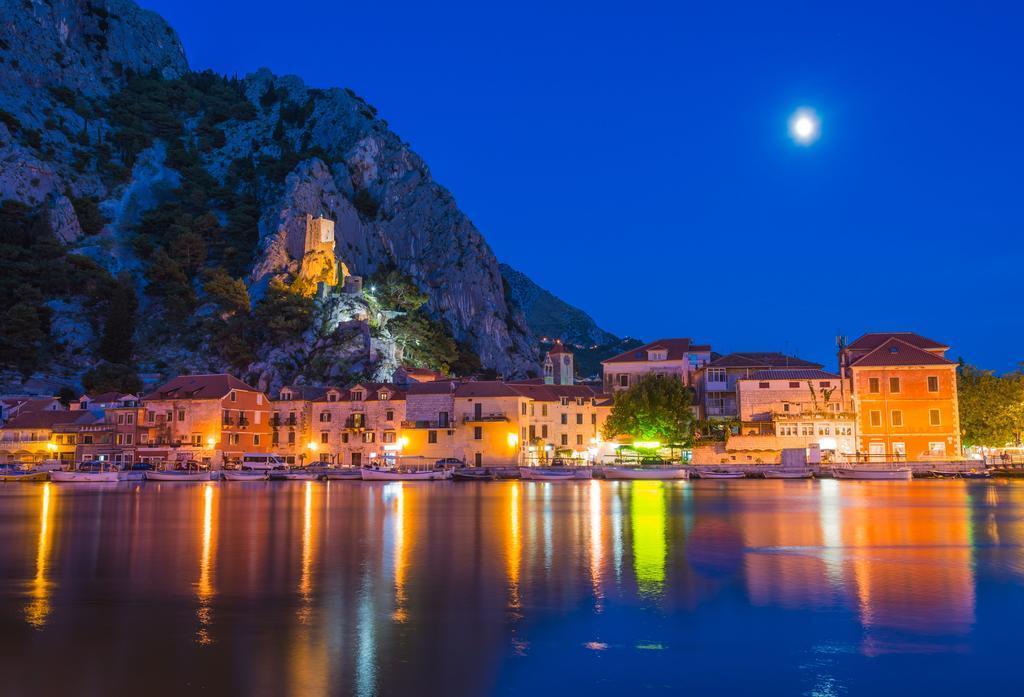 Cherry Omiš Eksteriør bilde